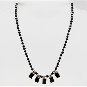 🗝♟🗝Elegant Sterling Silver Onyx Beaded & 5 rectangular stone necklace